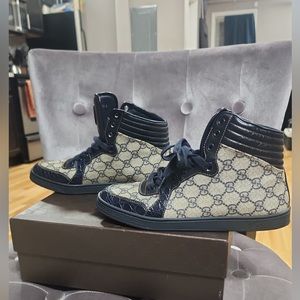 GUCCI NAVY CANVAS/CROC LEATHER GG HIGH TOP SNEAKER